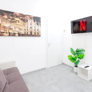 Porta Venezia • Duomo Wi-fi • Netflix • Metro , Milano Italia